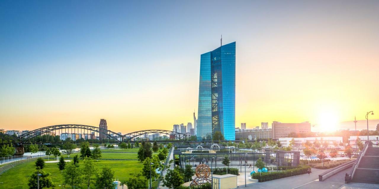 Hotel Schoene Aussicht Франкфурт на Майн Екстериор снимка