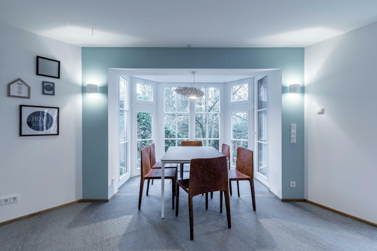 Hotel Schoene Aussicht Франкфурт на Майн Екстериор снимка